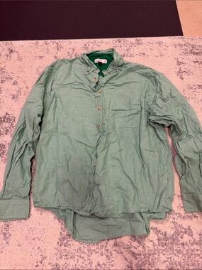 Men's Casual Green Button-Down Shirt by